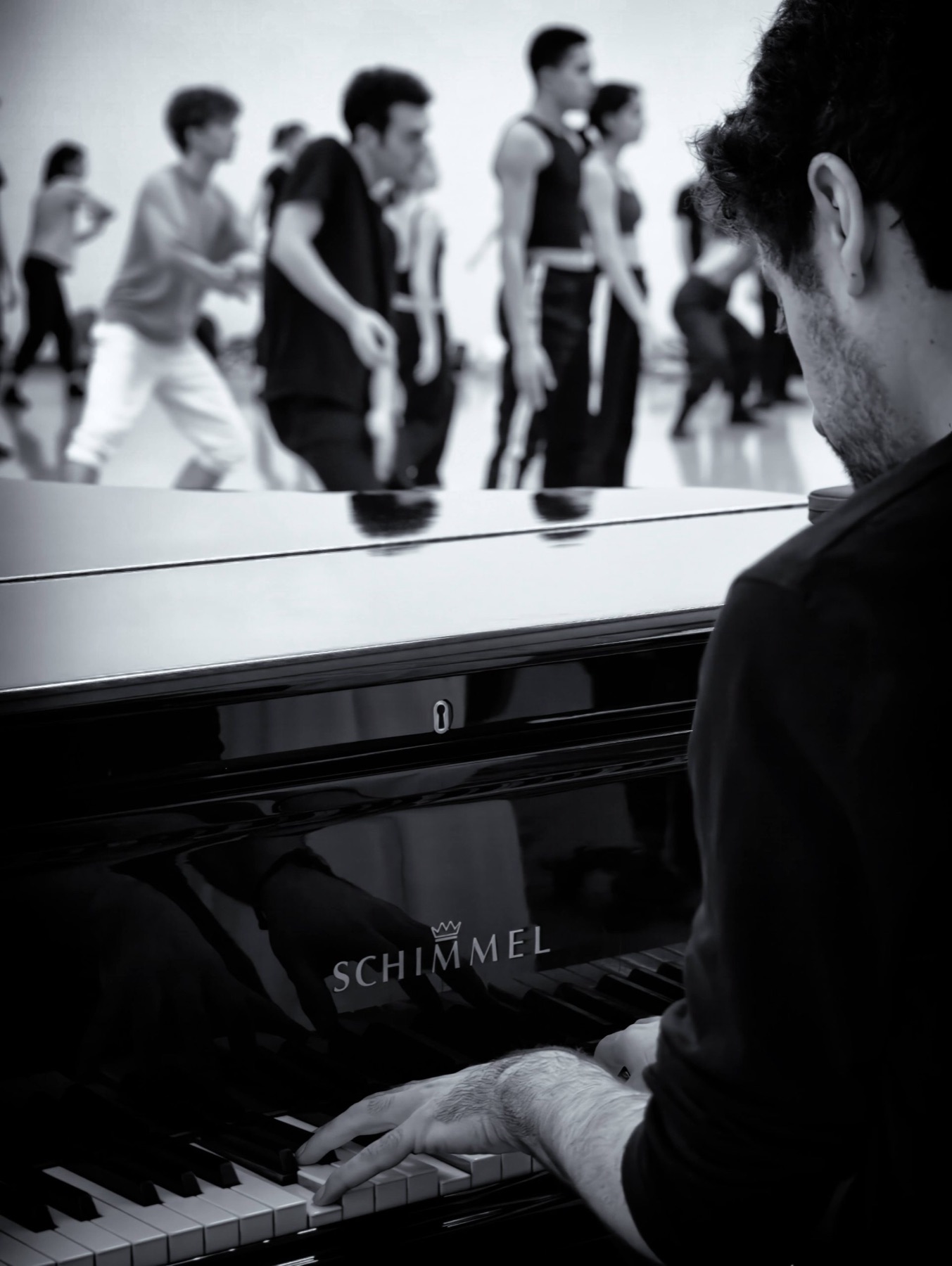 Dancers of the Staatliche Ballettschule Berlin in Encounter